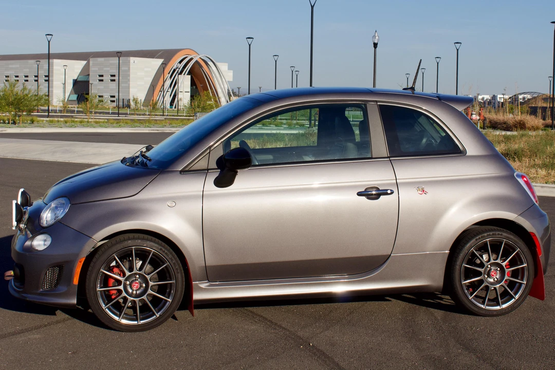 2013 Fiat Abarth 500 - Image 3 of 31