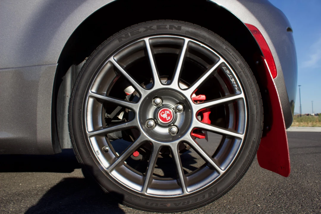 2013 Fiat Abarth 500 - Image 30 of 31