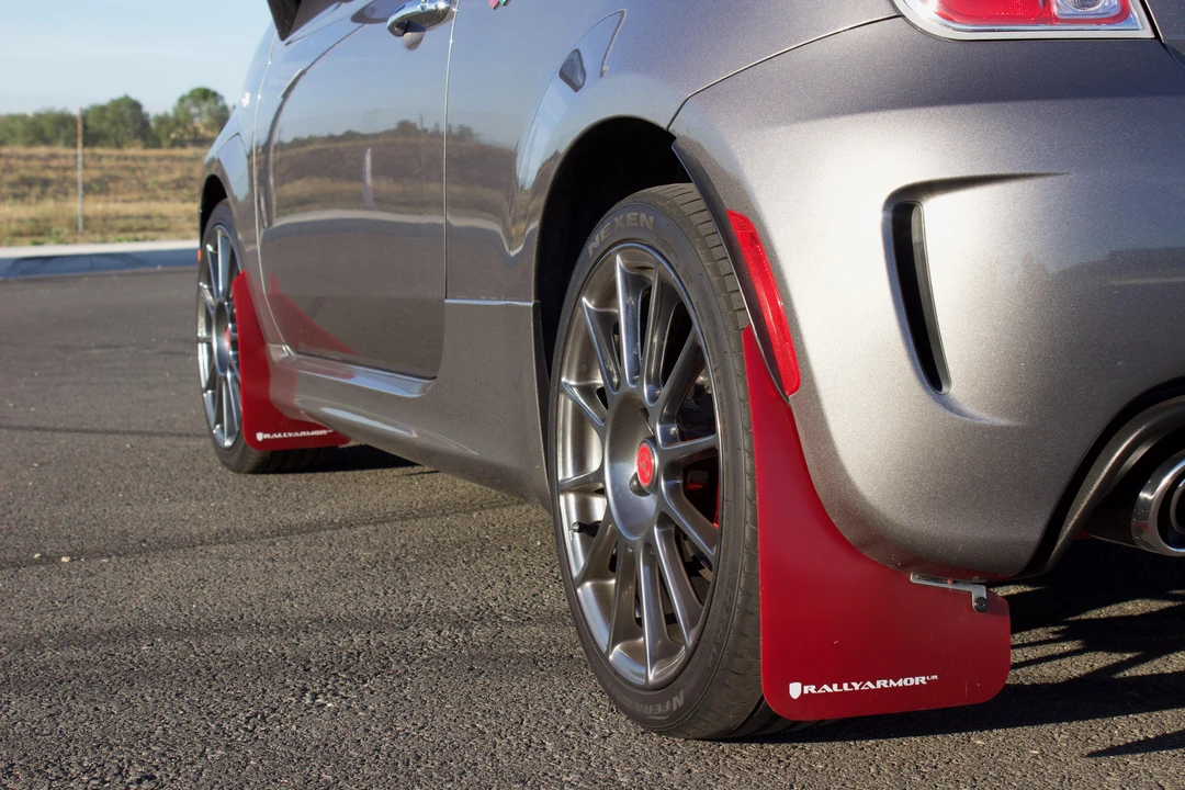 2013 Fiat Abarth 500 - Image 22 of 31
