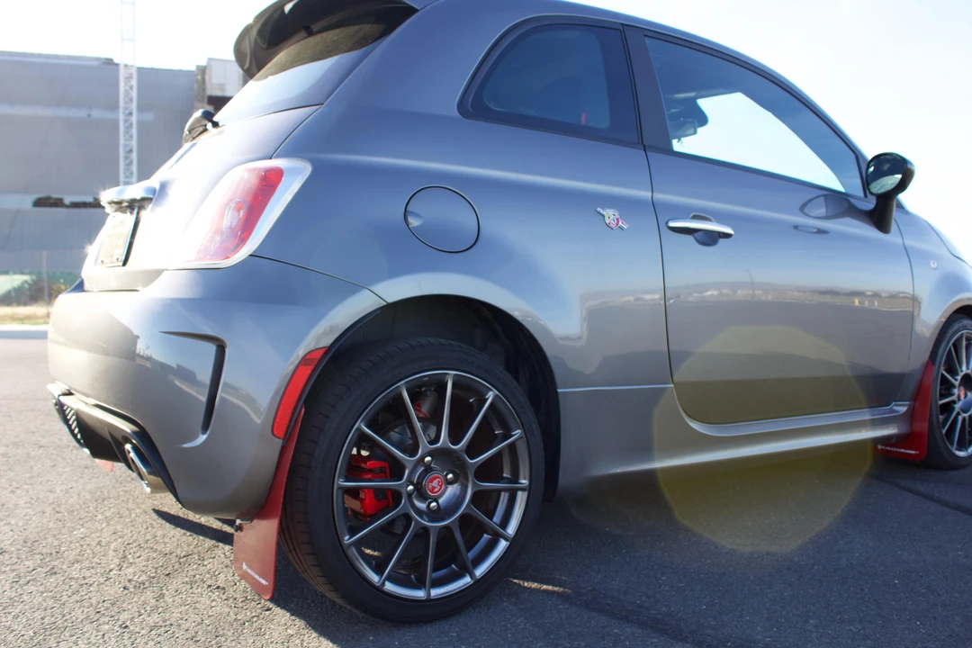 2013 Fiat Abarth 500 - Image 24 of 31