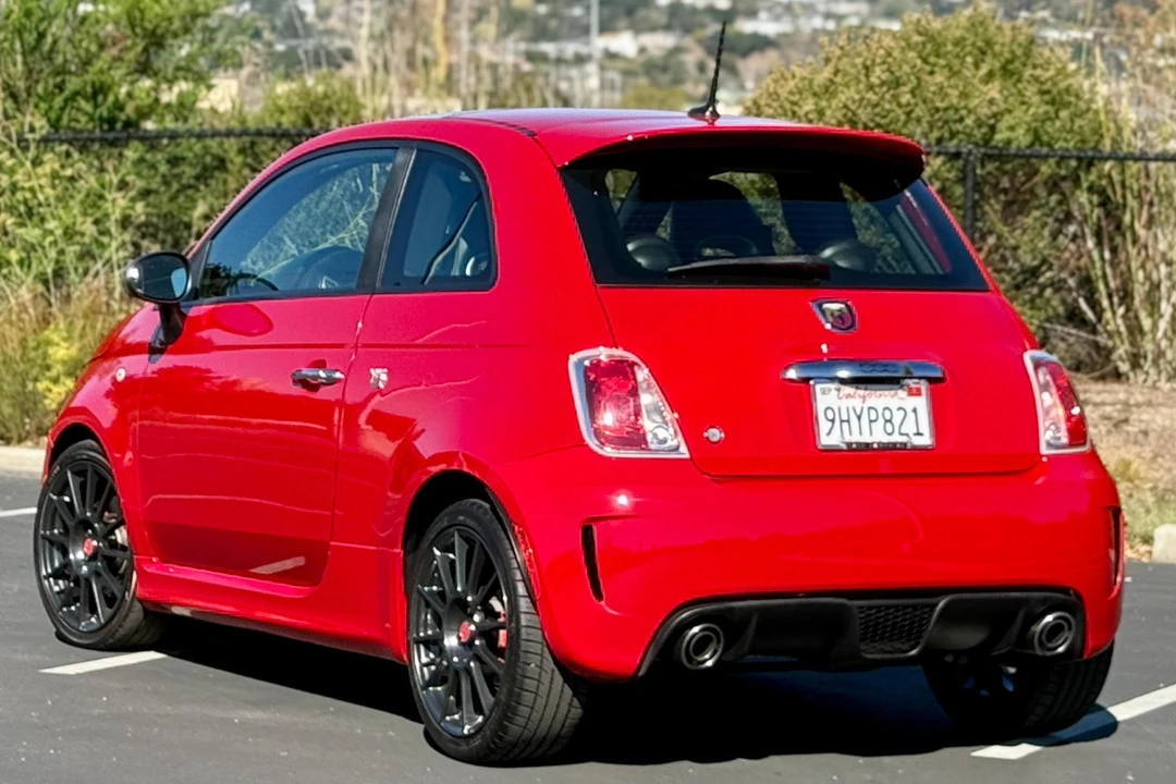 2013 Fiat Abarth 500 - Image 4 of 31