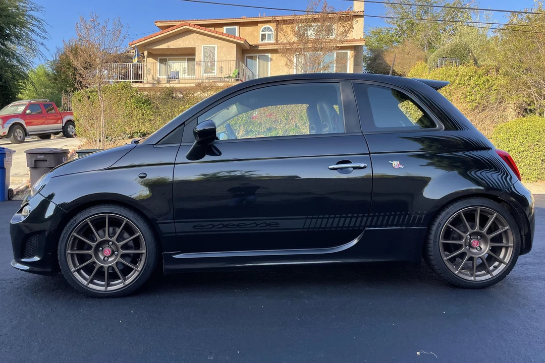 2013 Fiat Abarth 500 - Image 3 of 31