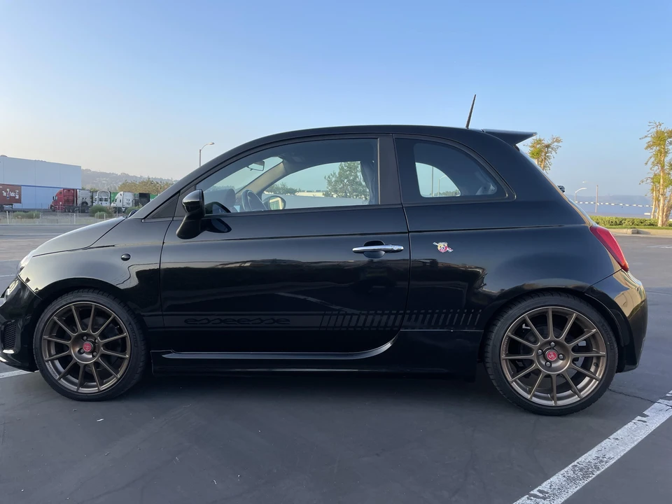 2013 Fiat Abarth 500 - Image 11 of 31