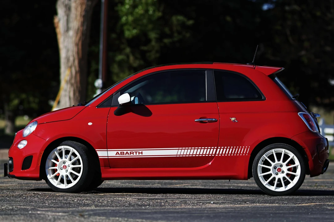 2013 Fiat Abarth 500 - Image 9 of 31
