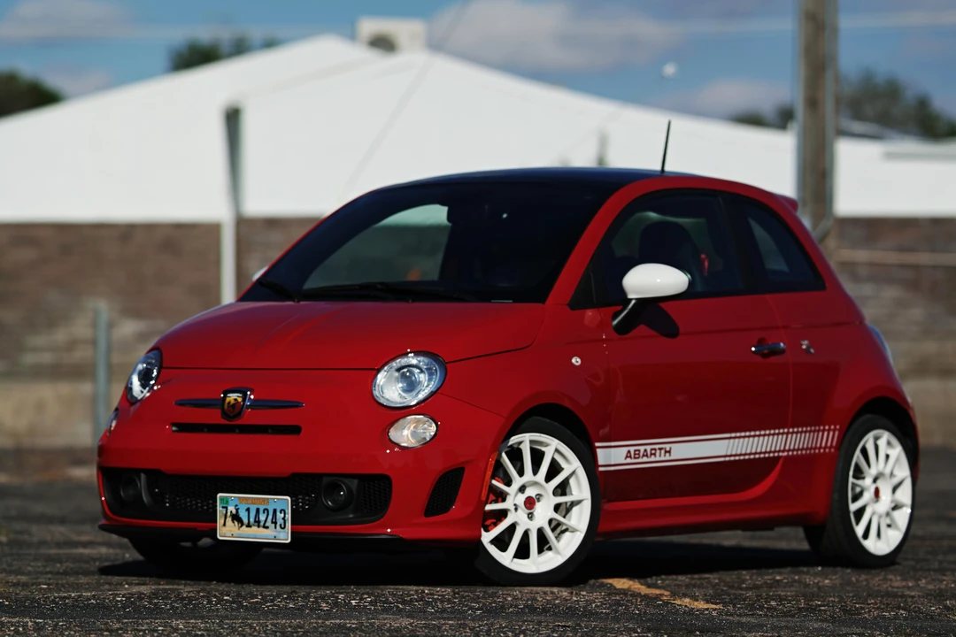 2013 Fiat Abarth 500 - Image 7 of 31