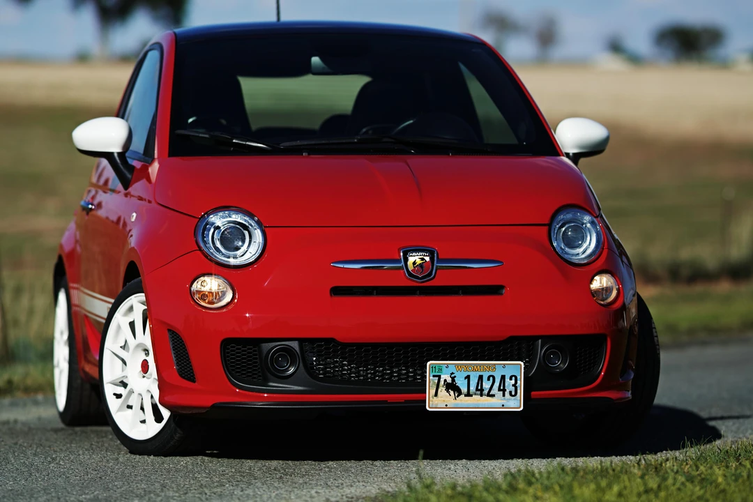 2013 Fiat Abarth 500 - Image 14 of 31