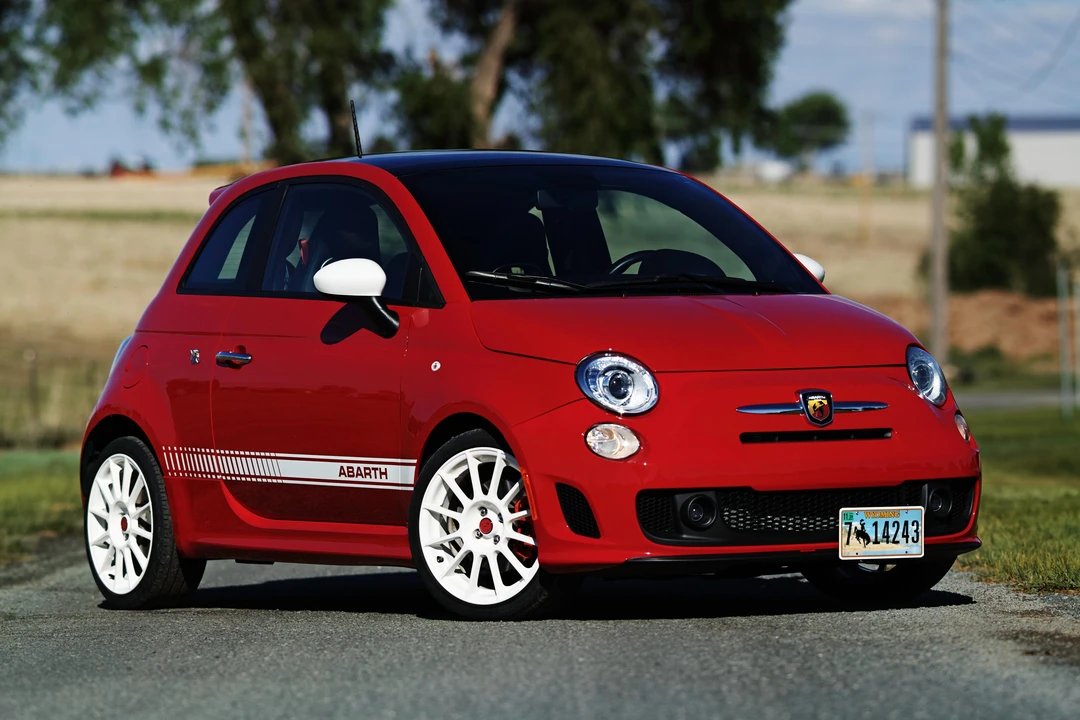 2013 Fiat Abarth 500 - Image 12 of 31