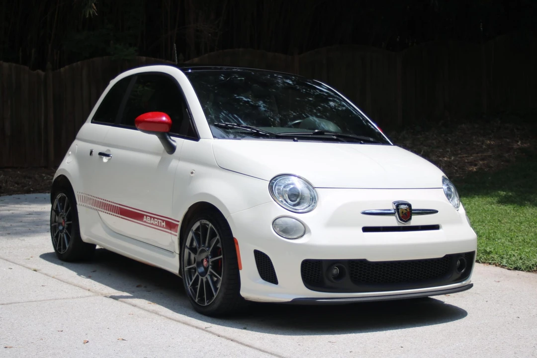 2013 Fiat Abarth 500 - Image 8 of 31