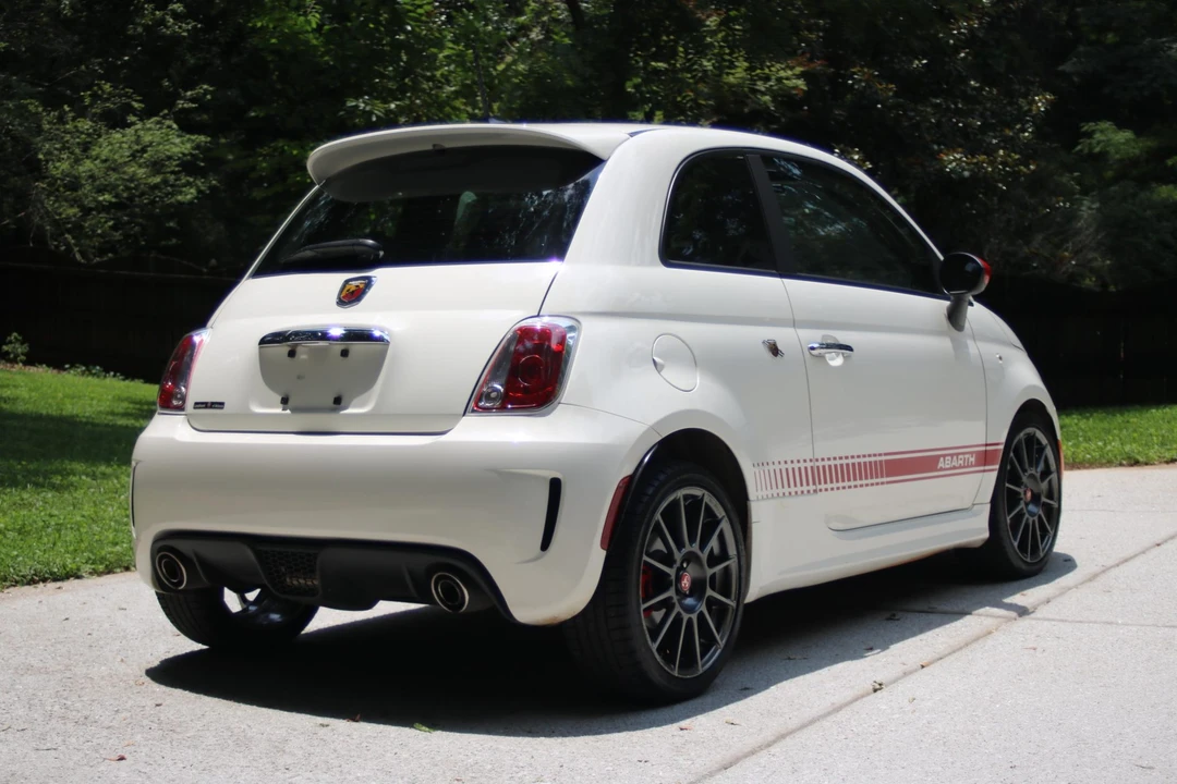 2013 Fiat Abarth 500 - Image 13 of 31