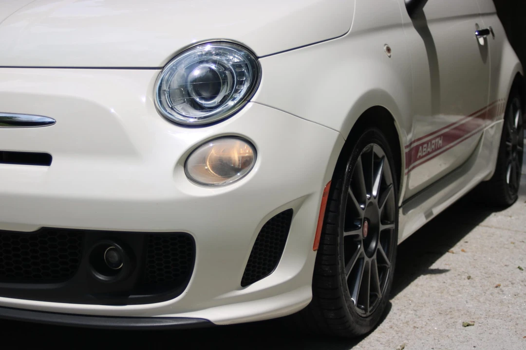 2013 Fiat Abarth 500 - Image 29 of 31