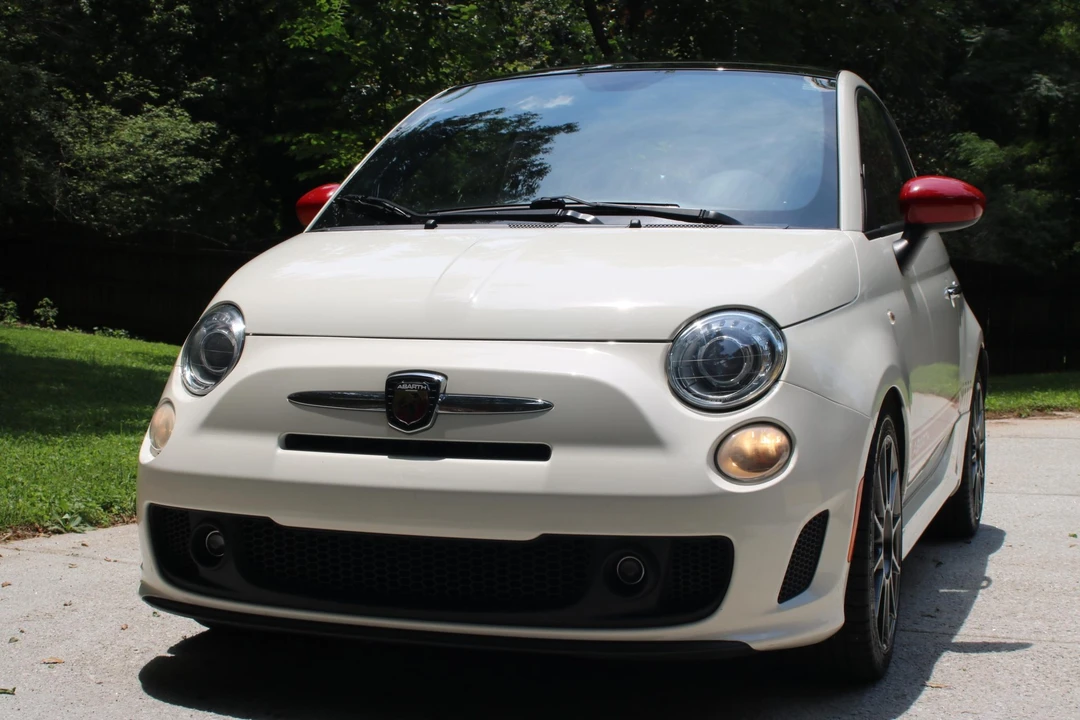 2013 Fiat Abarth 500 - Image 5 of 31