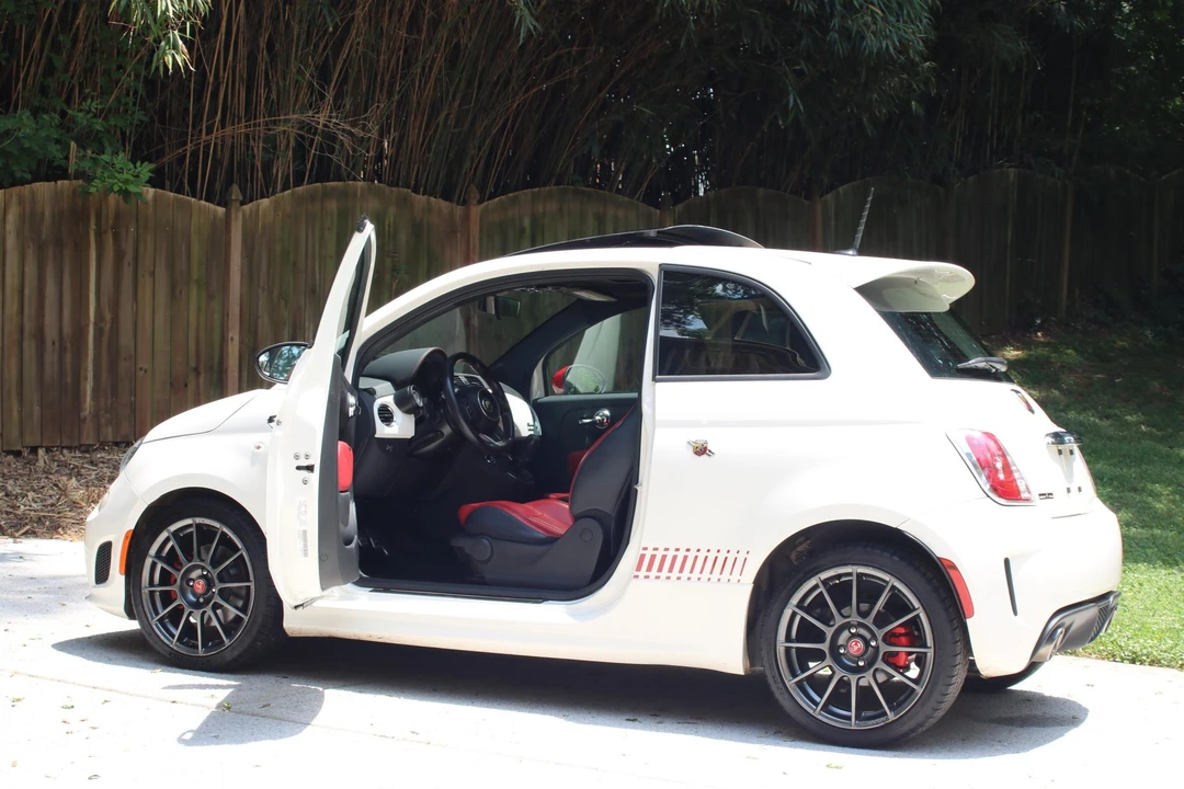 2013 Fiat Abarth 500 - Image 23 of 31