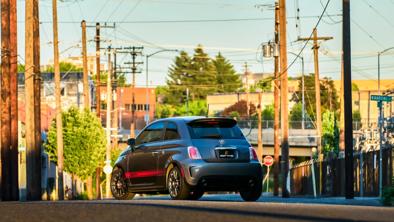 2013 Fiat Abarth 500 - Image 9 of 31