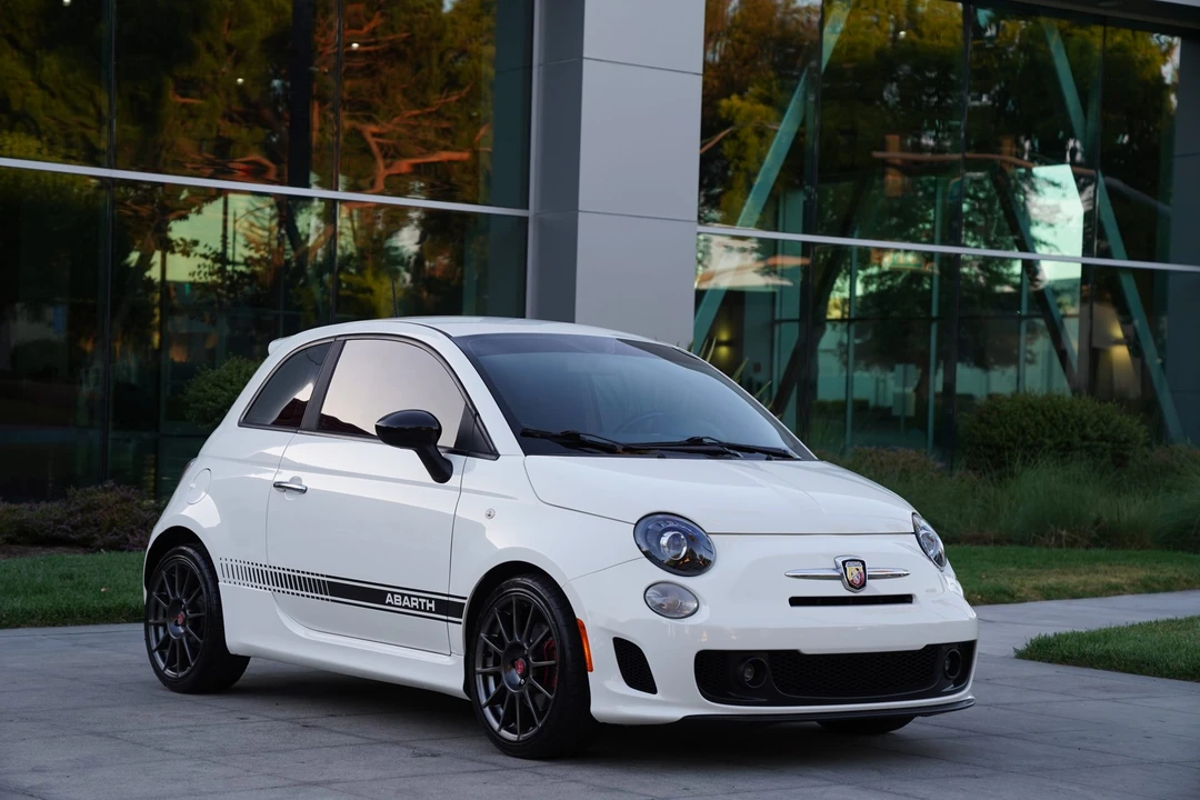 2013 Fiat Abarth 500 - Image 23 of 31