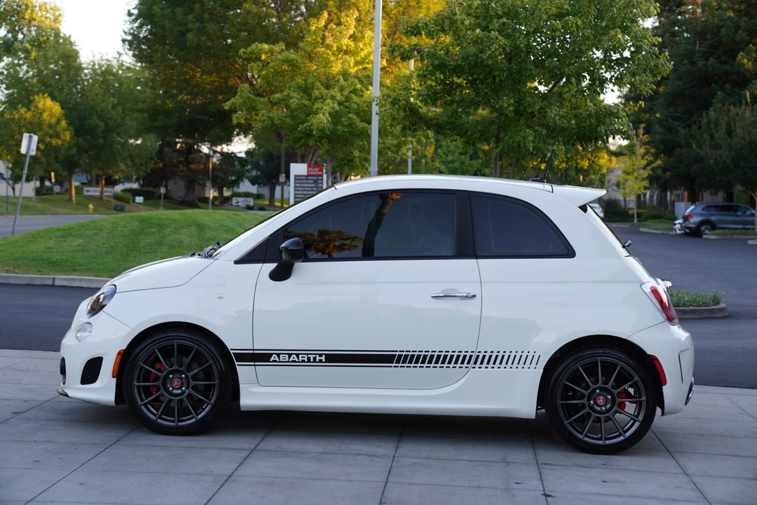 2013 Fiat Abarth 500 - Image 6 of 31