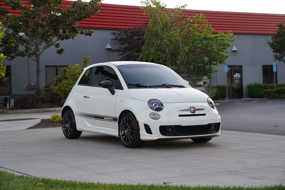 2013 Fiat Abarth 500 - Image 22 of 31