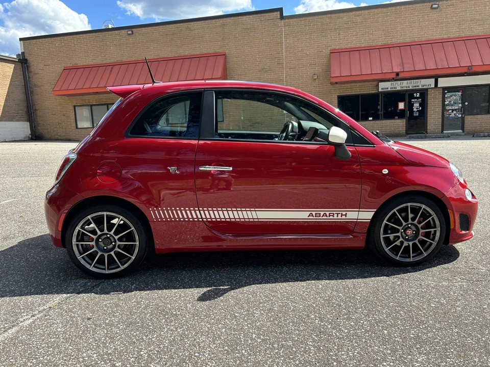 2013 Fiat Abarth 500 - Image 8 of 31