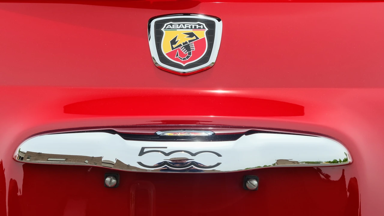 2013 Fiat Abarth 500 - Image 21 of 31