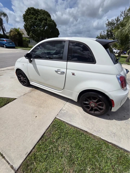 2013 Fiat Abarth 500 - Image 2 of 11