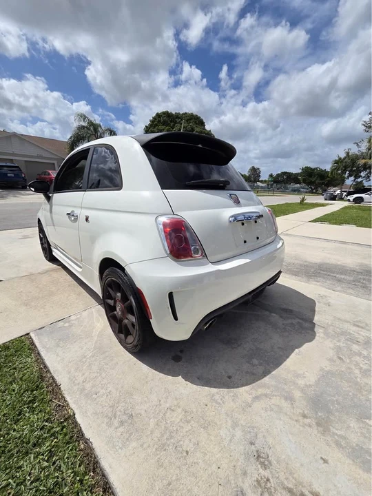 2013 Fiat Abarth 500 - Image 3 of 11