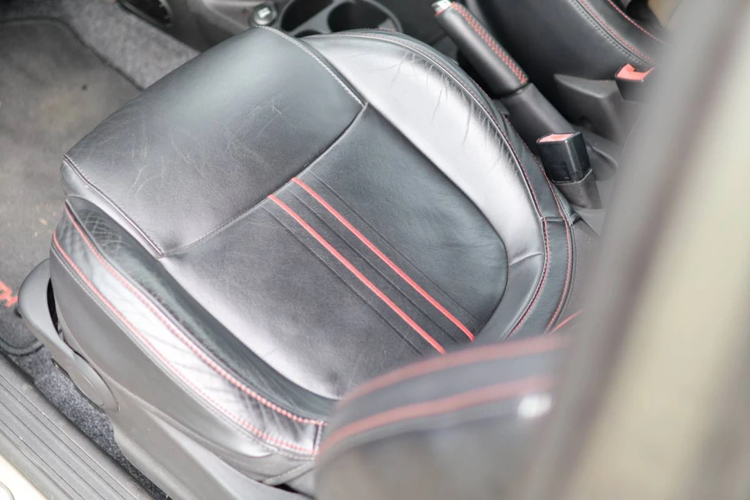 2013 Fiat Abarth 500 - Image 19 of 23