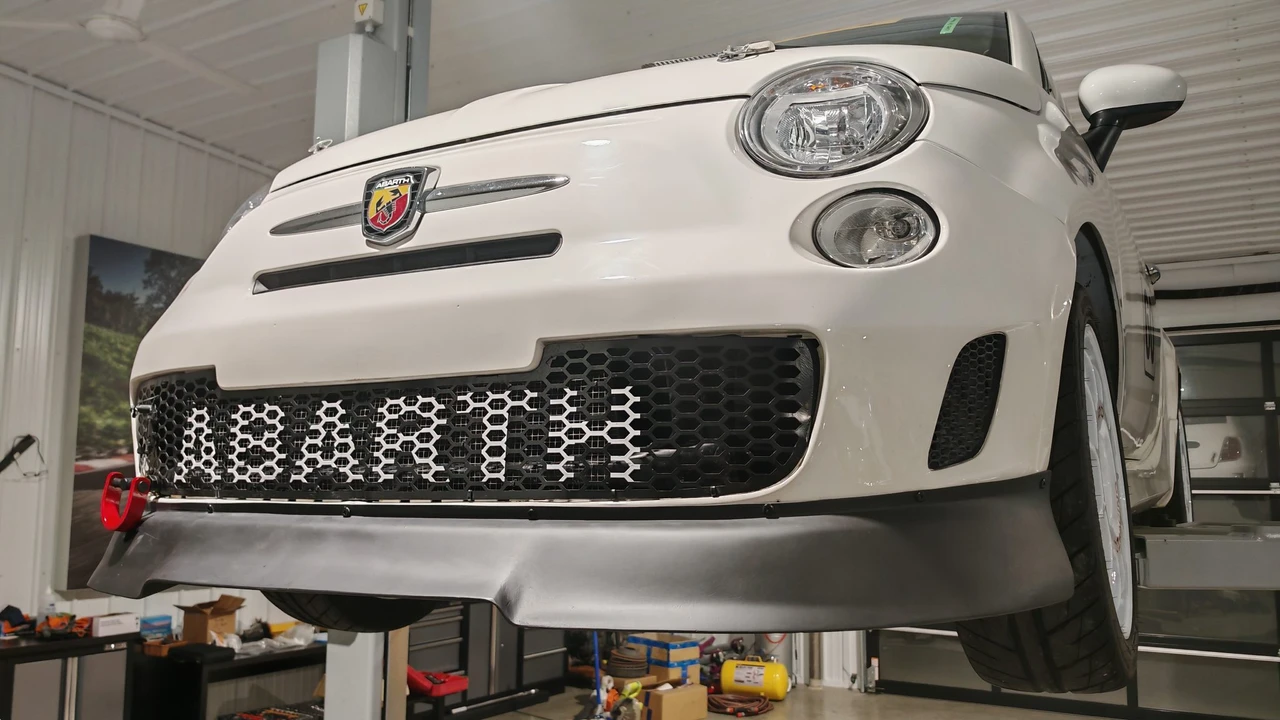 2013 Fiat Abarth 500 - Image 26 of 31