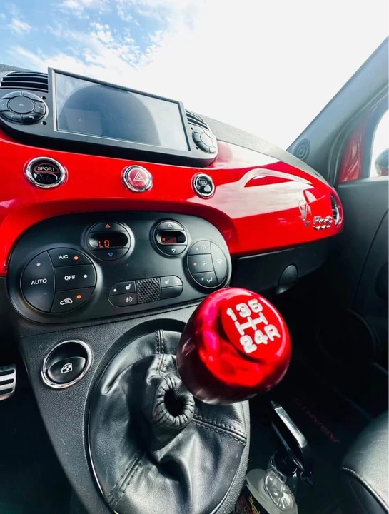 2013 Fiat Abarth 500 - Image 10 of 20