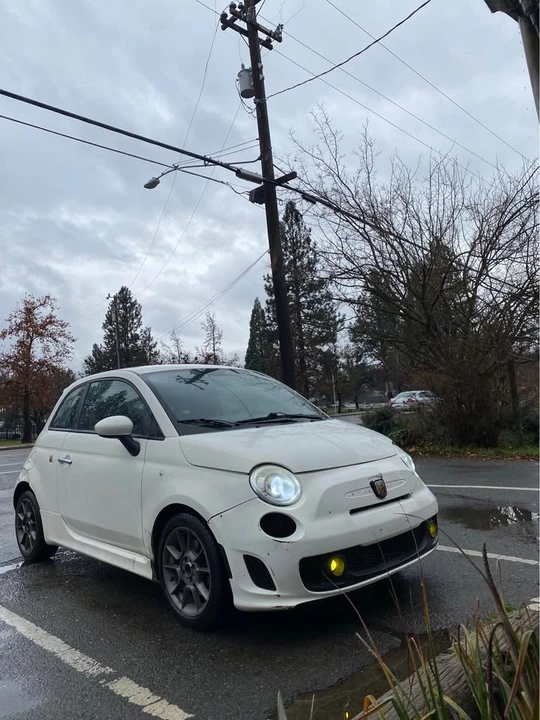 2013 Fiat Abarth 500 - Image 2 of 7