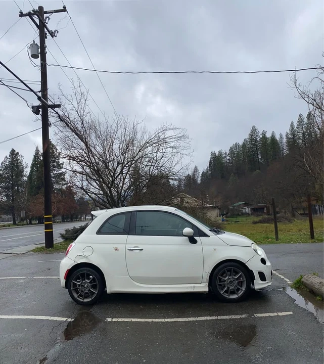 2013 Fiat Abarth 500 - Image 3 of 7