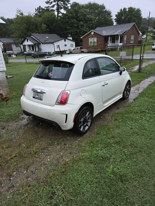 2013 Fiat Abarth 500 - Image 3 of 7