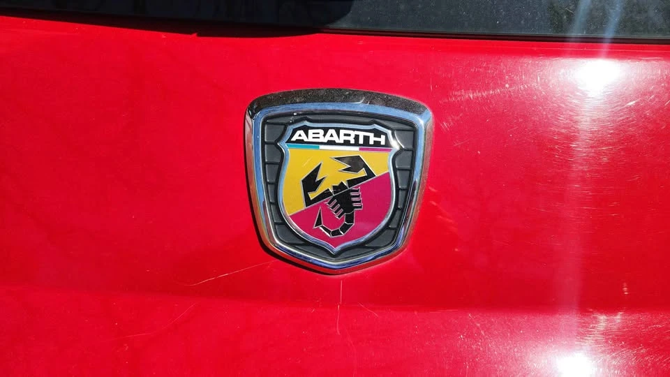 2013 Fiat Abarth 500 - Image 11 of 11