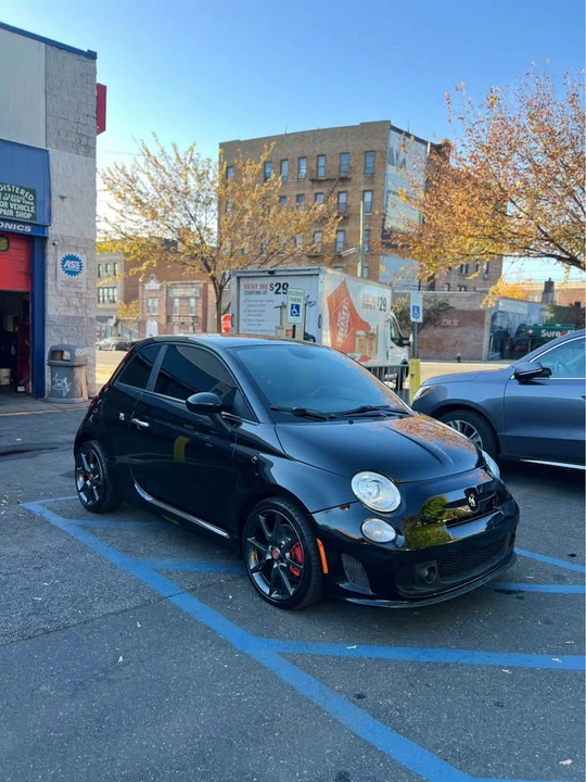 2013 Fiat Abarth 500 - Image 2 of 11