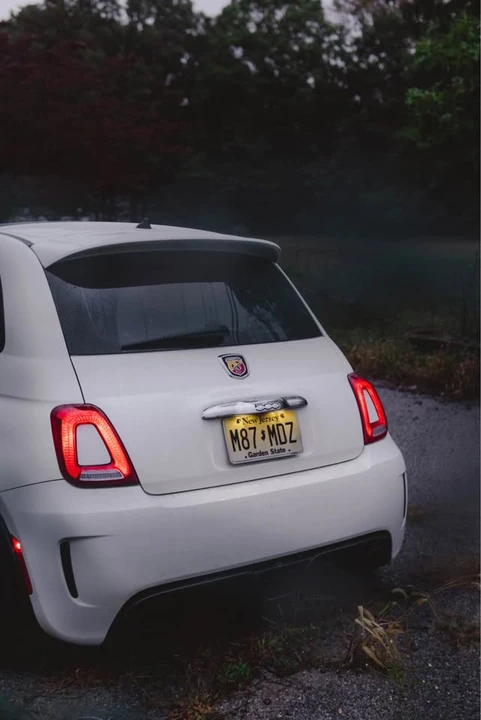 2013 Fiat Abarth 500 - Image 2 of 14