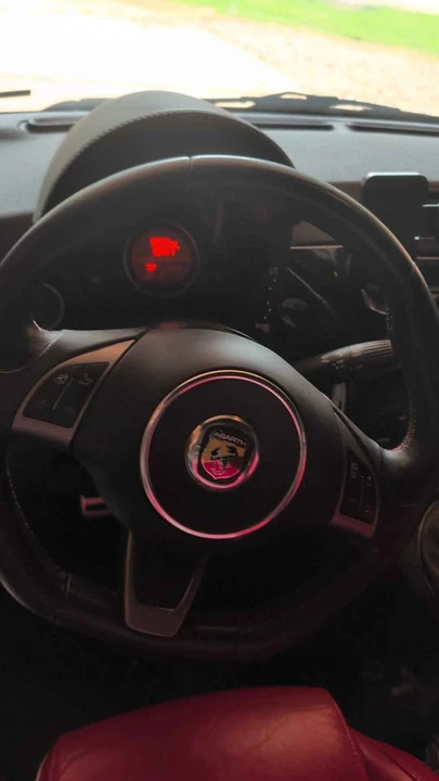 2013 Fiat Abarth 500 - Image 2 of 11