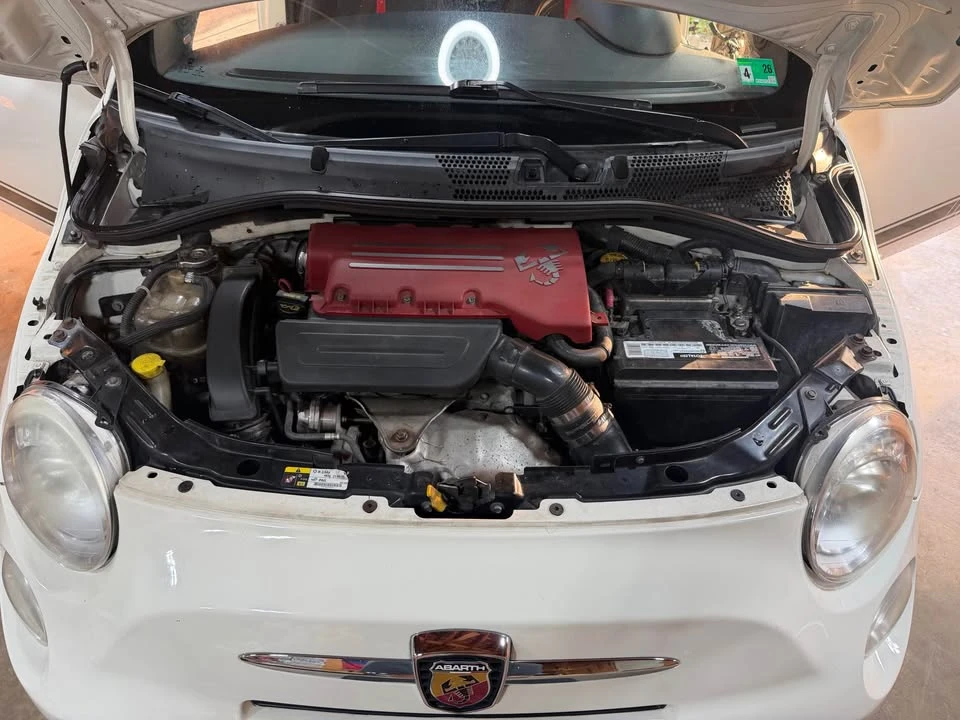2013 Fiat Abarth 500 - Image 8 of 13