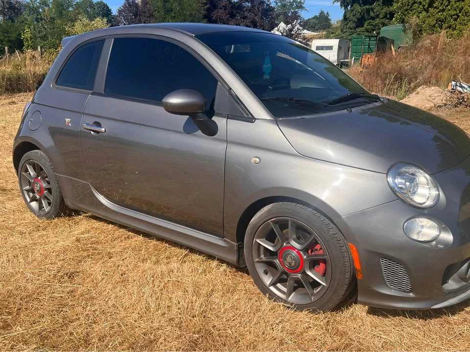 2013 Fiat Abarth 500 - Image 2 of 8