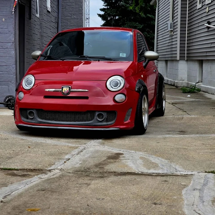 2013 Fiat Abarth 500 - Image 2 of 8