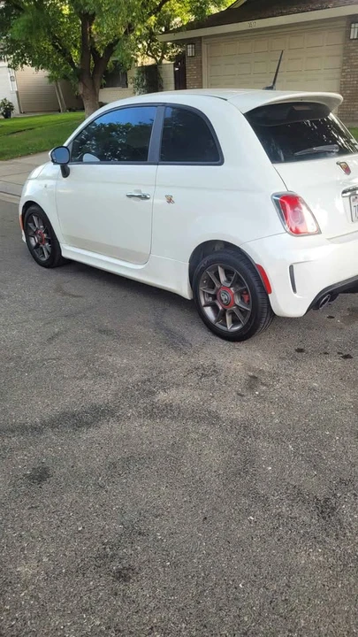 2013 Fiat Abarth 500 - Image 2 of 8