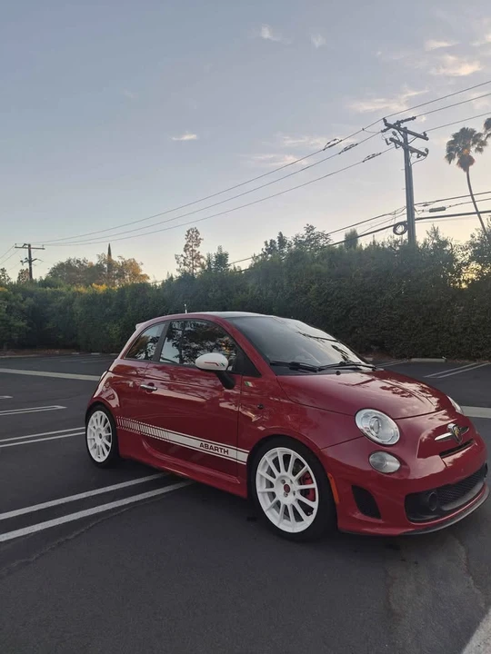 2013 Fiat Abarth 500 - Image 2 of 19