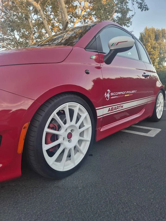 2013 Fiat Abarth 500 - Image 19 of 19