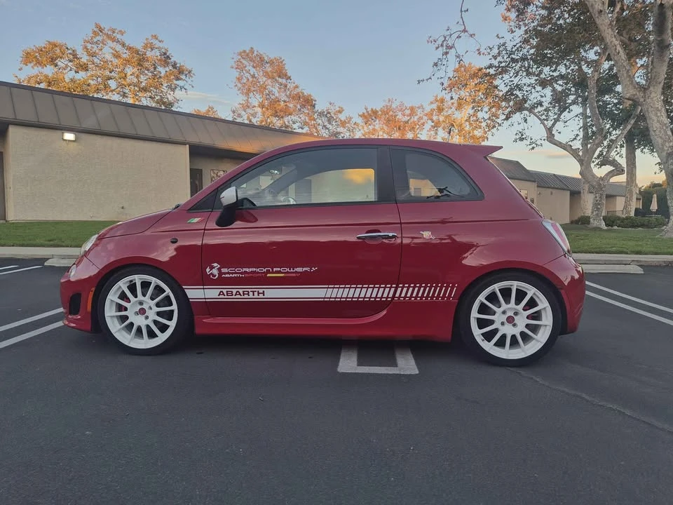 2013 Fiat Abarth 500 - Image 5 of 19