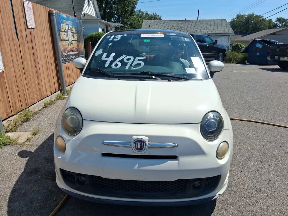 2013 Fiat Abarth 500 - Image 5 of 5