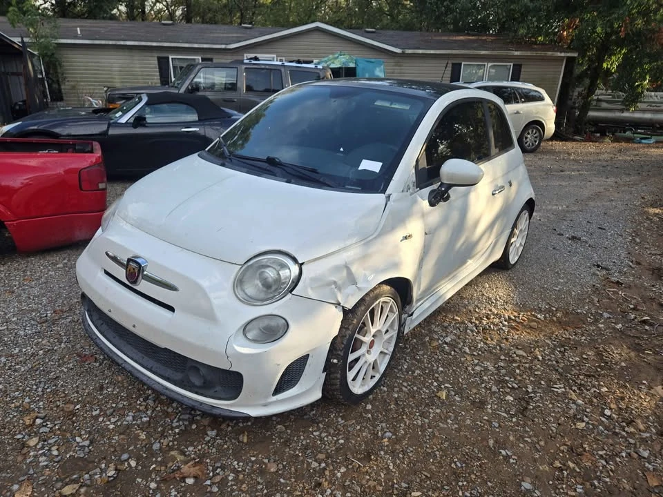 2013 Fiat Abarth 500 - Image 2 of 3
