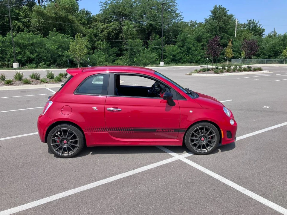 2013 Fiat Abarth 500 - Image 2 of 20