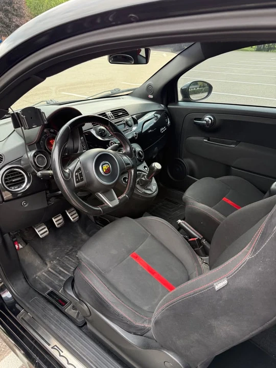 2013 Fiat Abarth 500 - Image 8 of 11