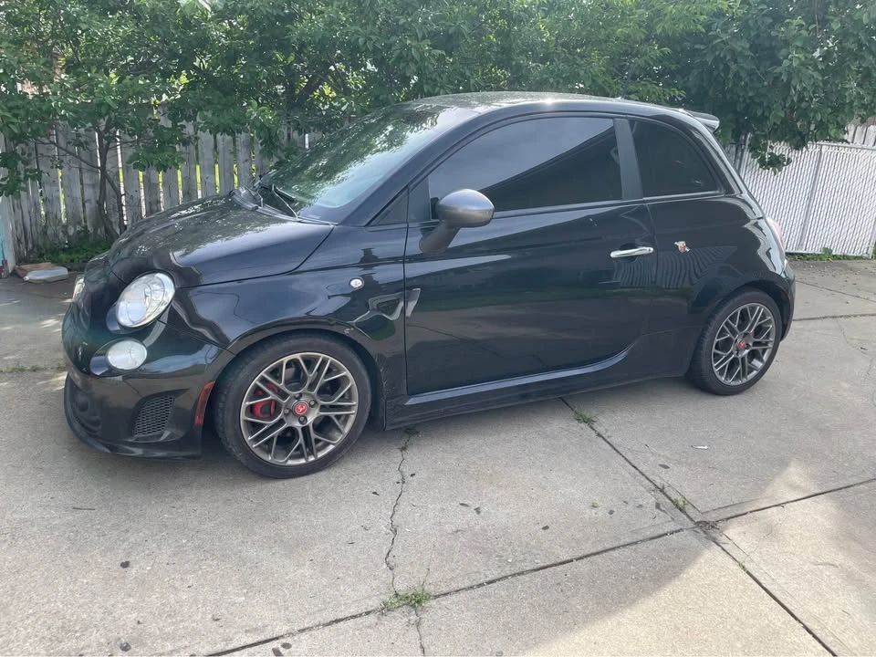2013 Fiat Abarth 500 - Image 2 of 15
