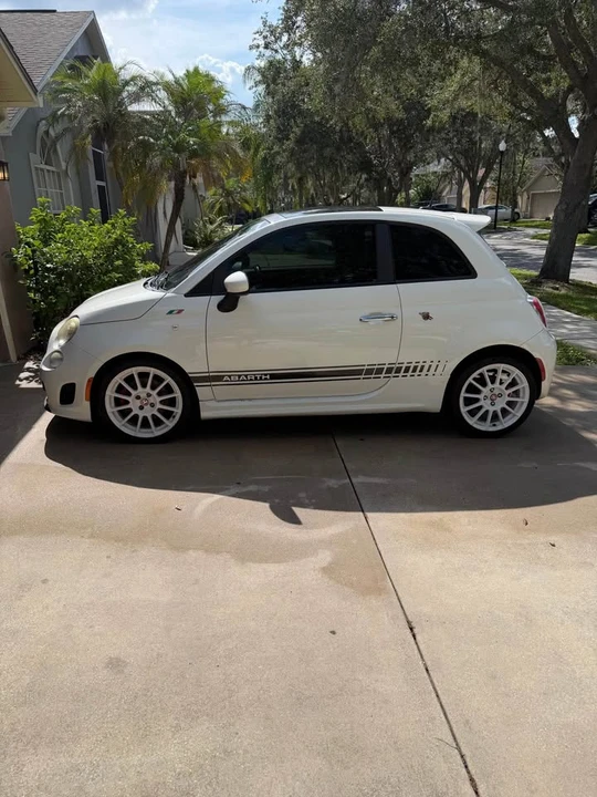 2013 Fiat Abarth 500 - Image 3 of 11