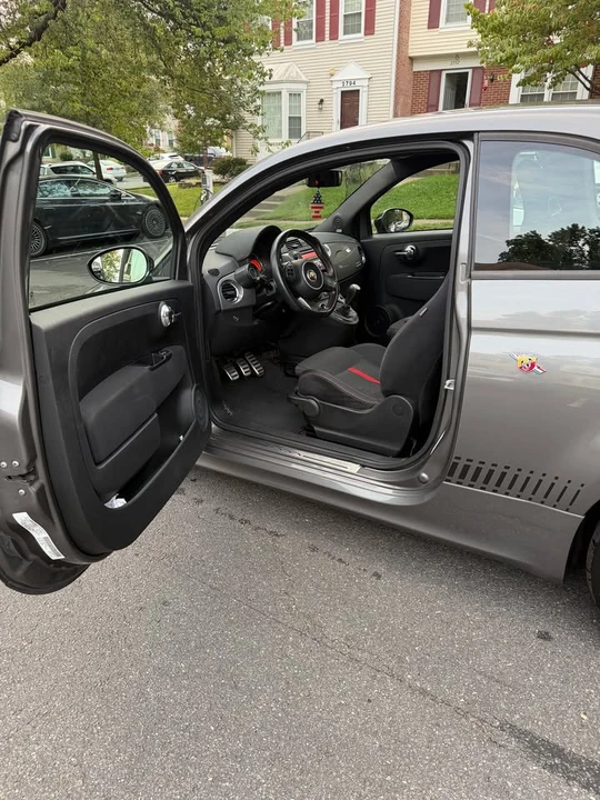 2013 Fiat Abarth 500 - Image 2 of 5
