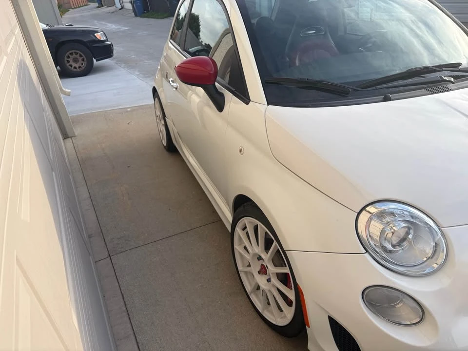 2013 Fiat Abarth 500 - Image 3 of 4