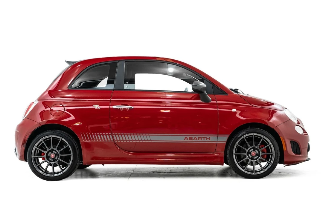 2013 Fiat Abarth 500 - Image 7 of 31